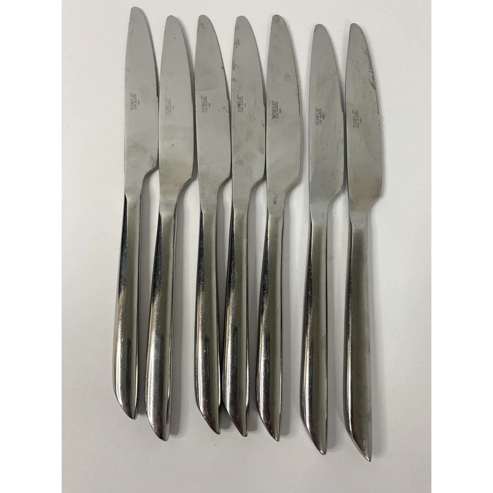 Set of 7 Dinner Knives Towle WAVE Glossy Stainless Steel 18/0 Flatware 9 1/2